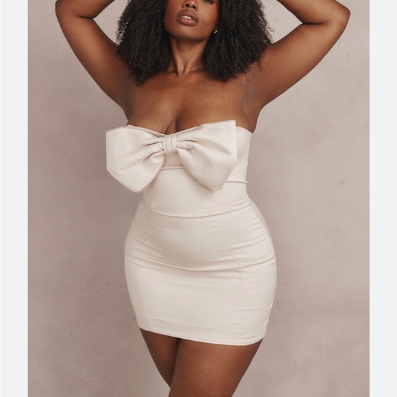 New House Of CB Ariella Satin Dress - Picture 2 of 6